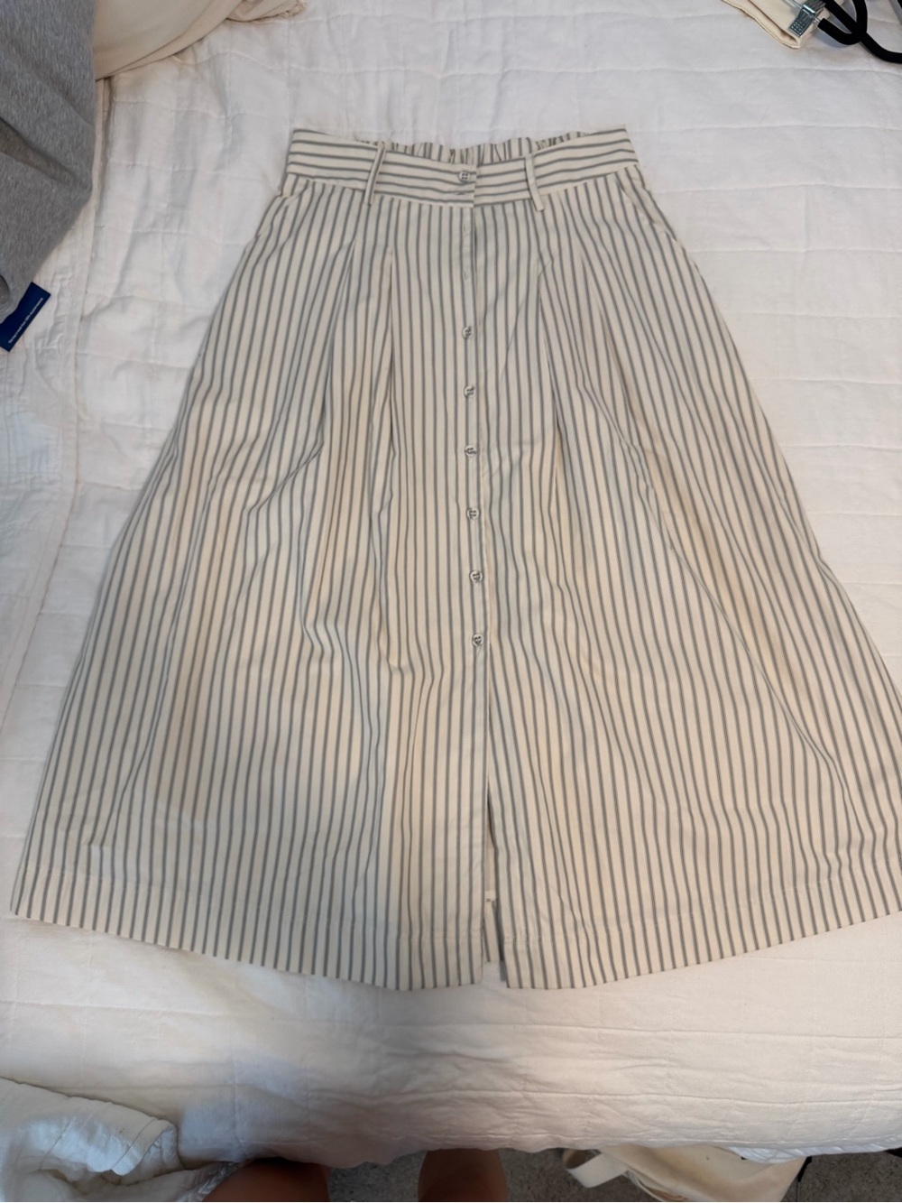 Anthropologie En Saison Striped Button-Front Midi Skirt - ivory/navy - Picture 4 of 8